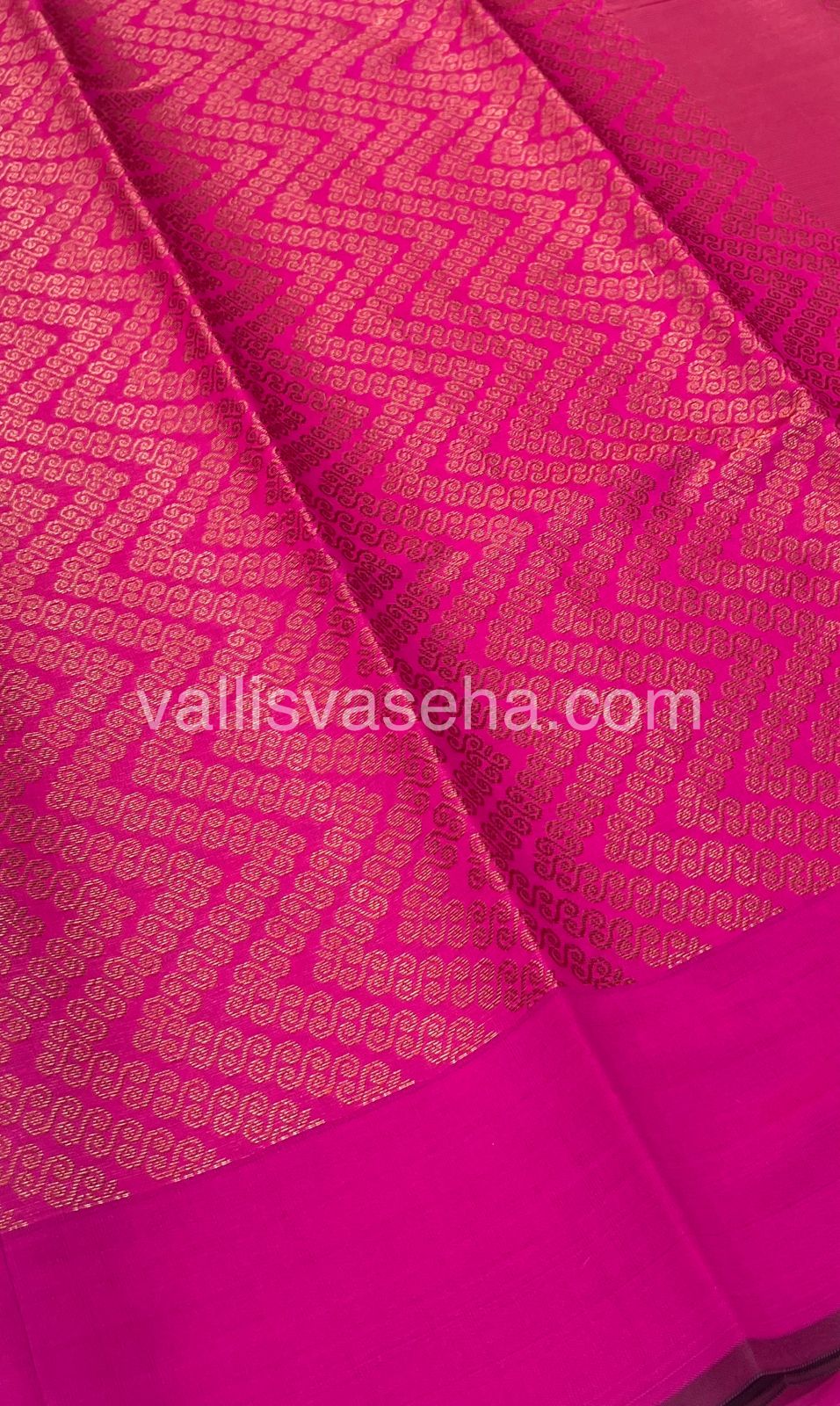 Banarasi - Copper Zari Saree - VVCZ001