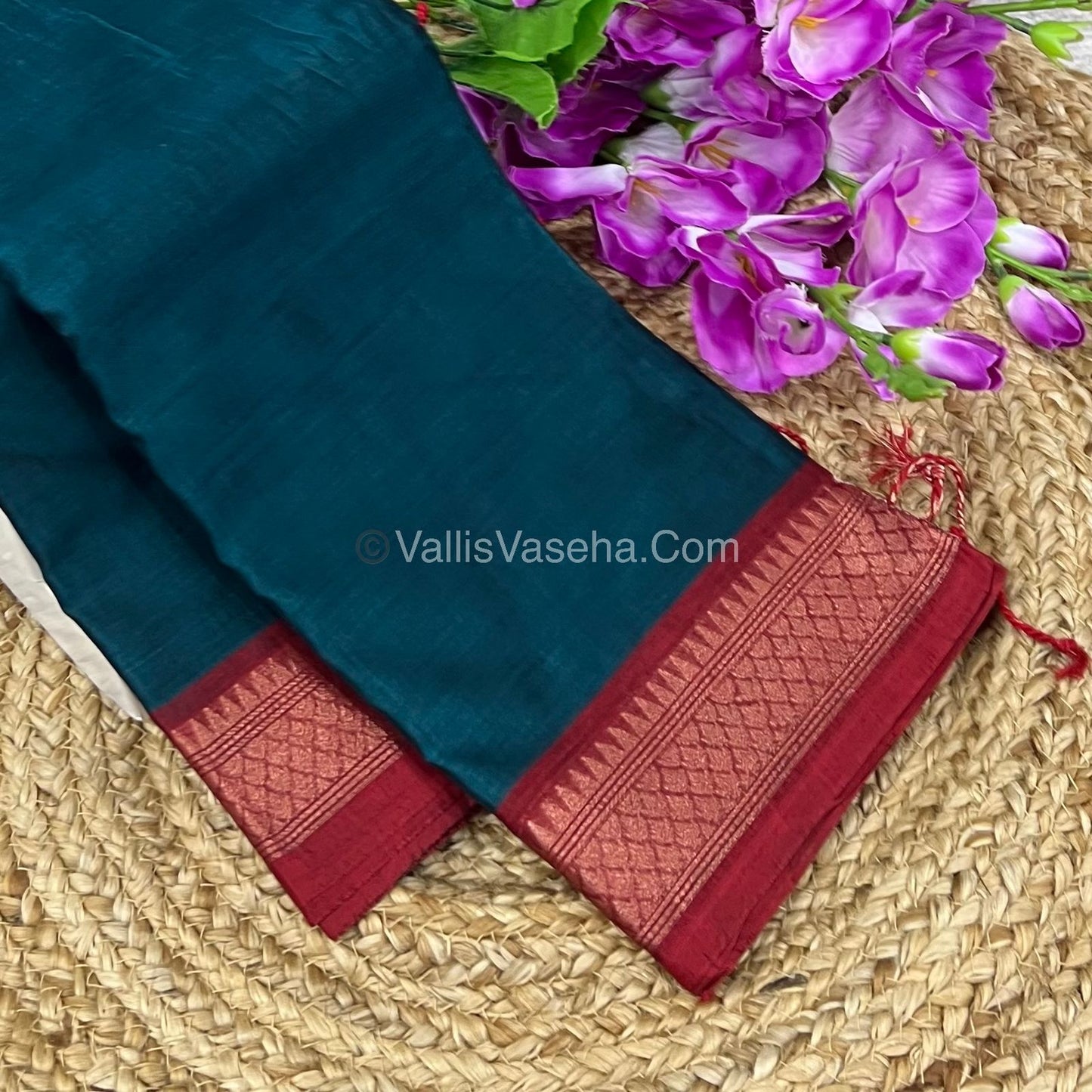 Dhaka Cotton Saree - VVDCS001