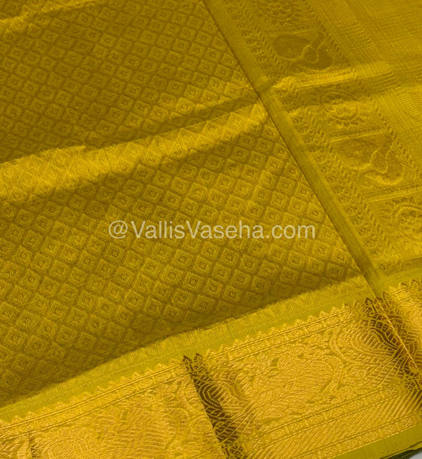 Pure Silk Cotton Saree - Vairavoosi checks - Mayil & Chakkaram - VVMCV002