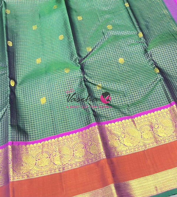 Pure Kanchipuram Silk Saree - Dual Tone Green With Purple Shade  - VVPS037