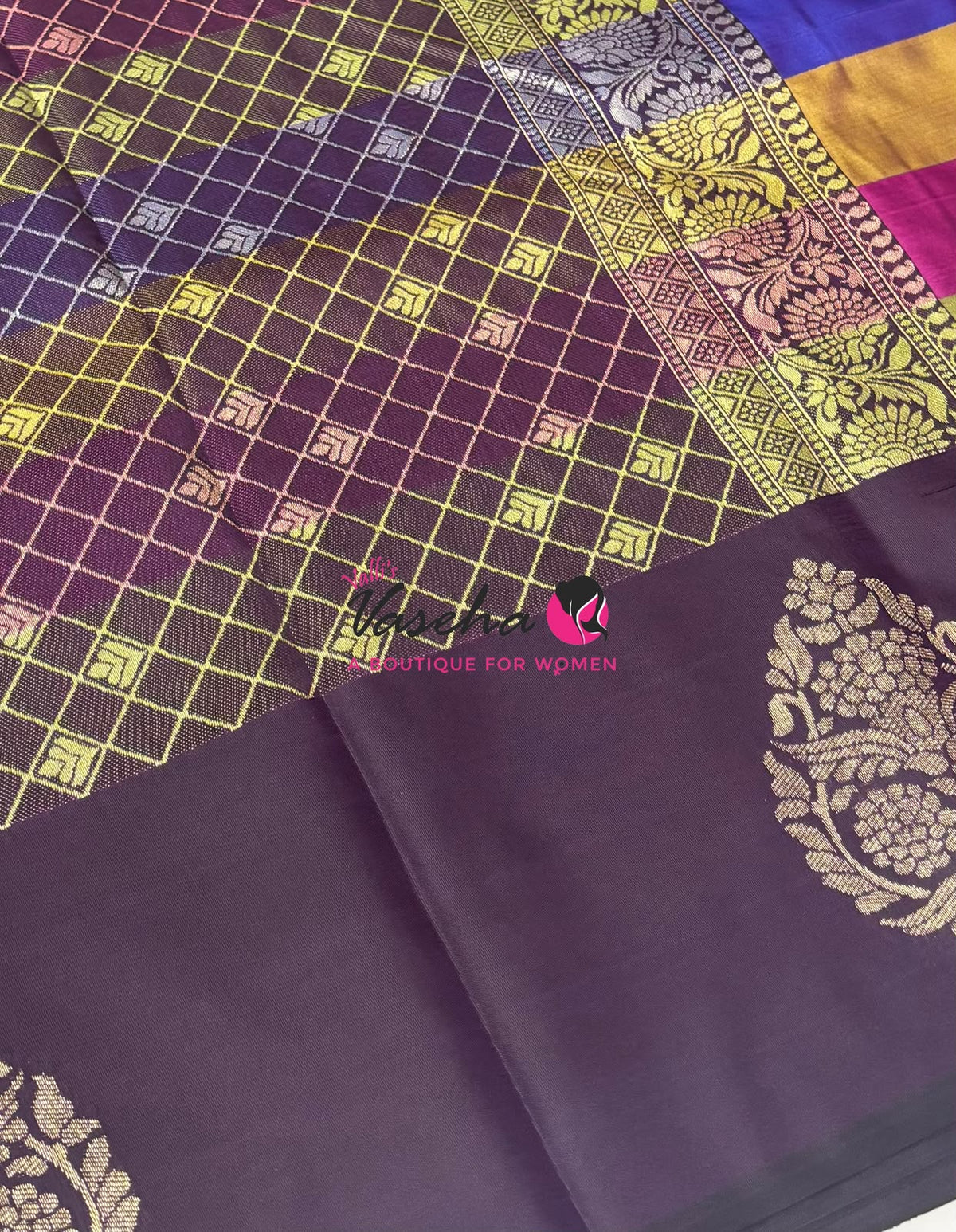 Semi Soft Silk  - Madras Checks Pattern - Brown Shade  - VVSSS042