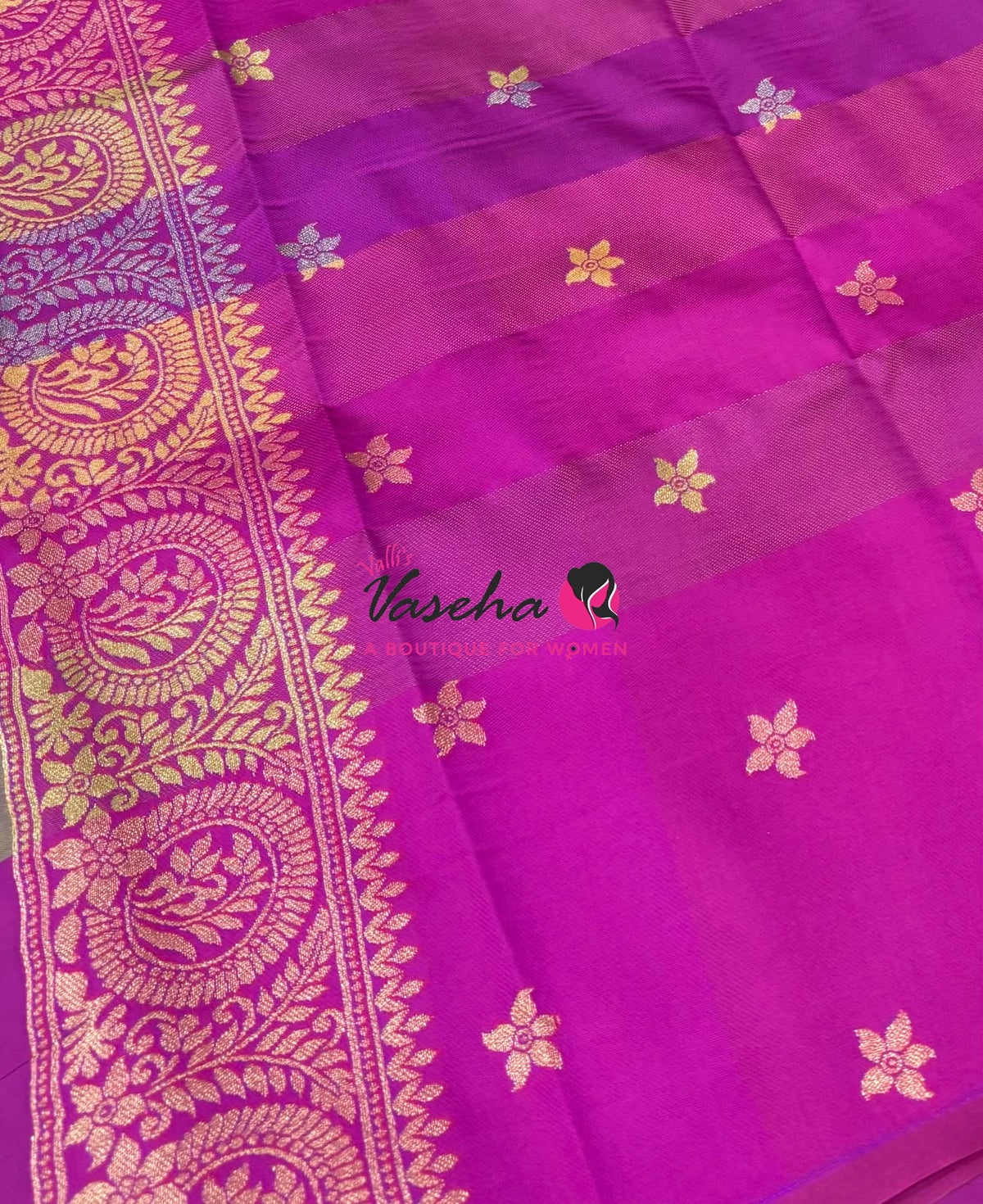 Semi Soft Silk  - Madras Checks Pattern - Purplish Pink Shade  - VVSSS042