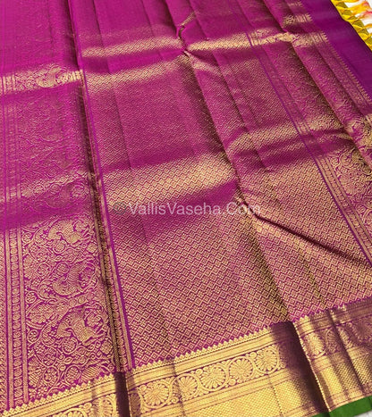 Pure Kanchipuram Silk Saree - Mehandhi Green / Venthayam Green & Purplish Pink  Combo - VVPS011