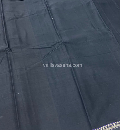 Narayanapet Mercerised Cotton Saree - VVNMC001