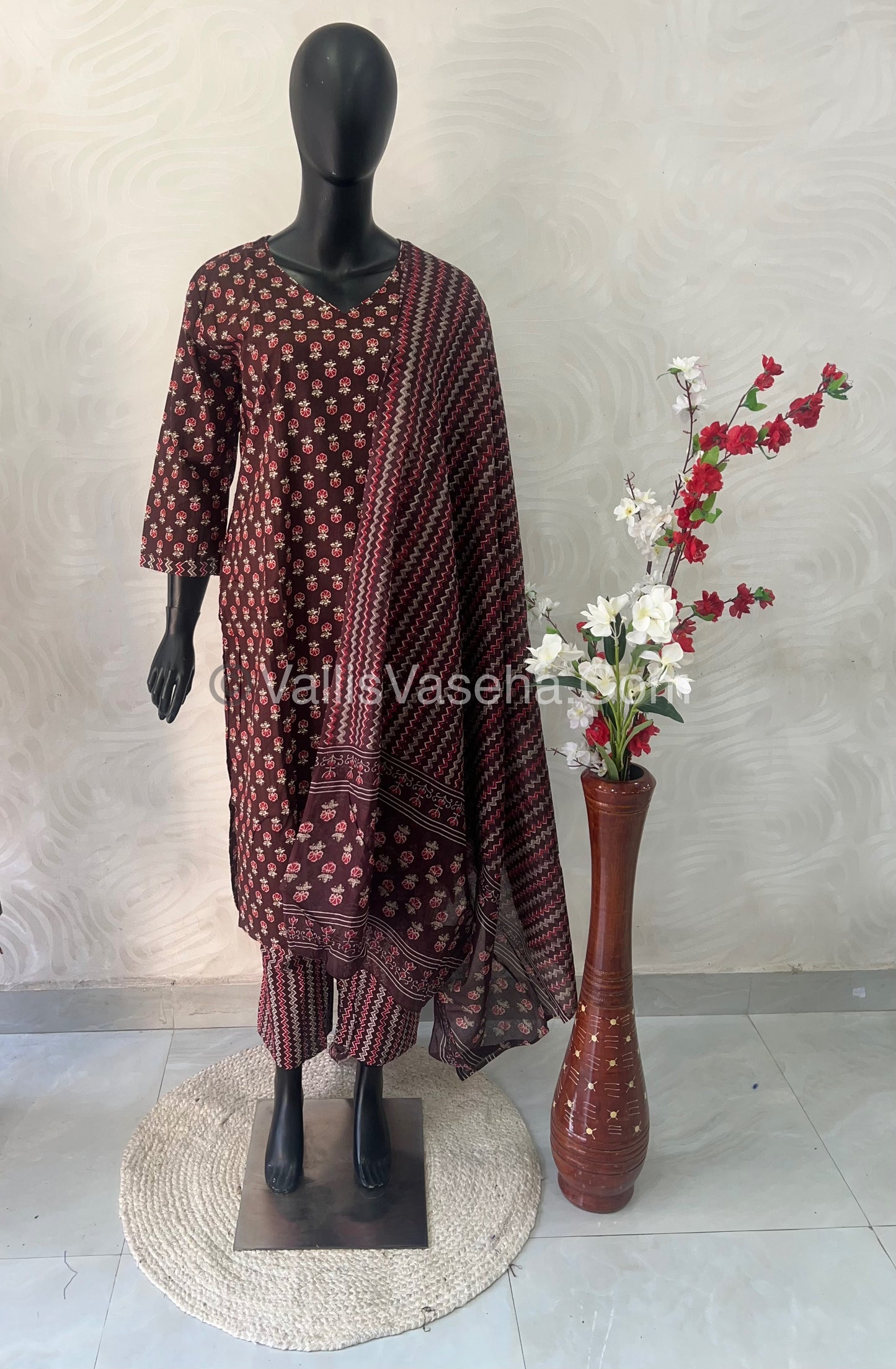 Ready Made - Salwar, Kameez & Duppatta(3pc) - Printed - VVRBS005