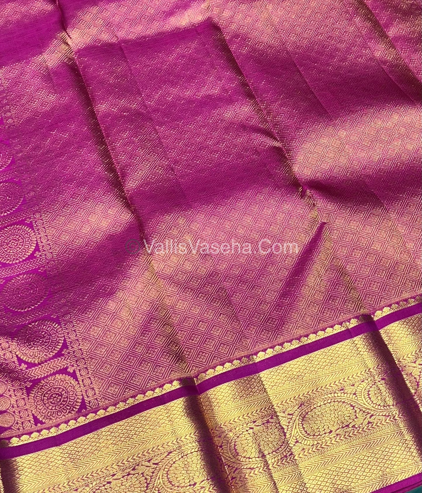 Pure Kanchipuram Silk Saree - Pazhum Pazhamum Checks - VVPS017
