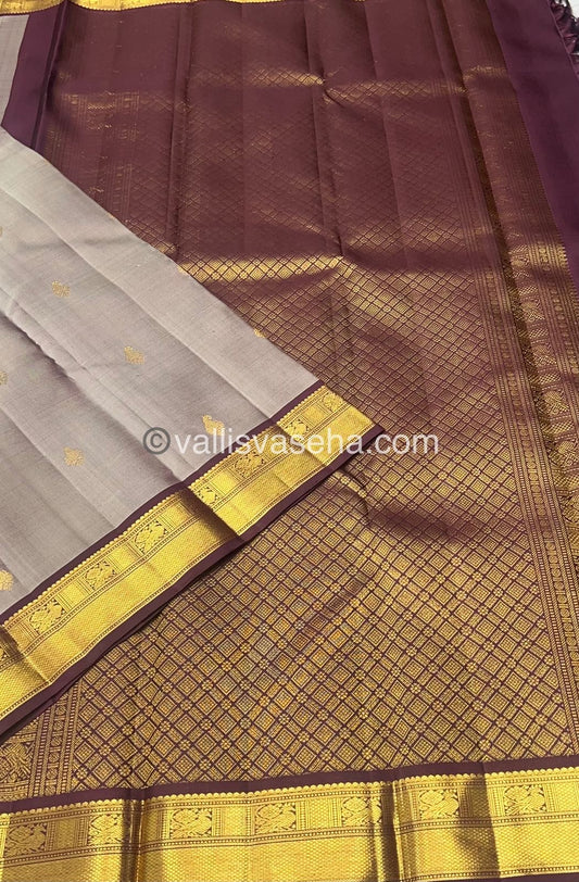 Pure Kanchipuram Silk Saree - Grey & Brown Shade  - VVPS022