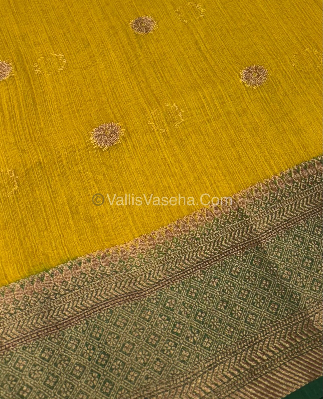 Bamboo Silk Saree  - Venthayam Green with Green Shade - VVBSS001