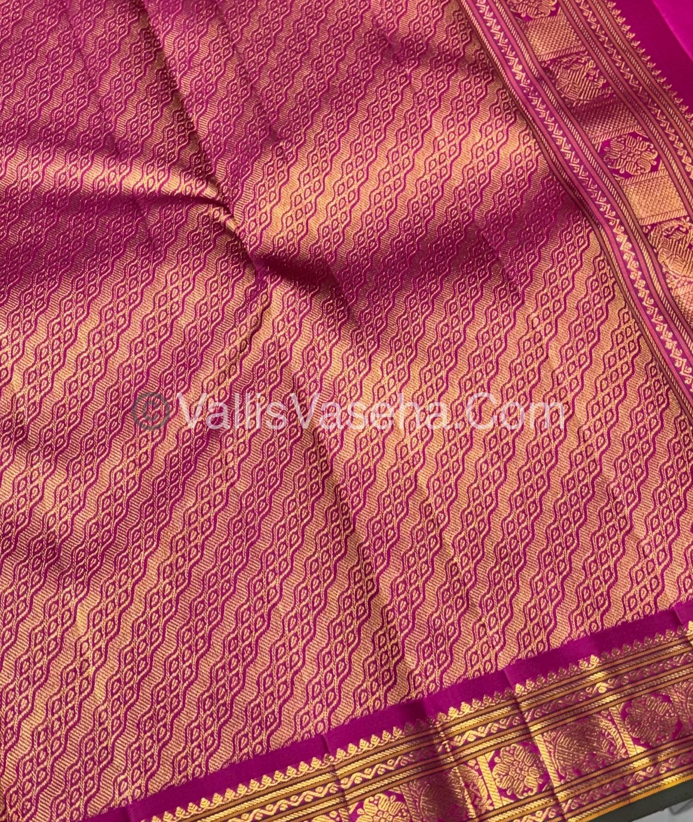 Pure Kanchipuram Silk Saree - Pink with Purple - VVPS031