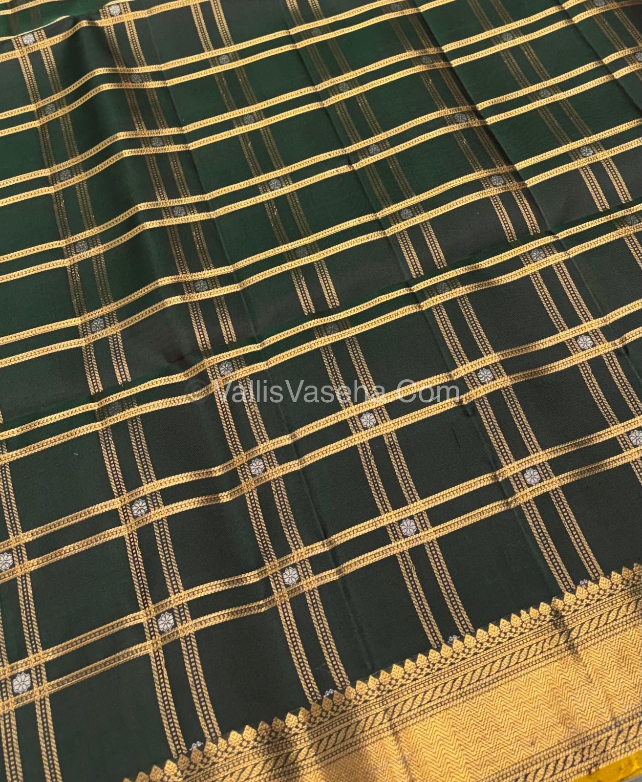 Pure Soft Silk Saree - Kanchi Border - Green & Yellow Combo - VVPSS057