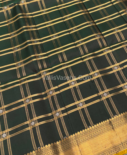Pure Soft Silk Saree - Kanchi Border - Green & Yellow Combo - VVPSS057
