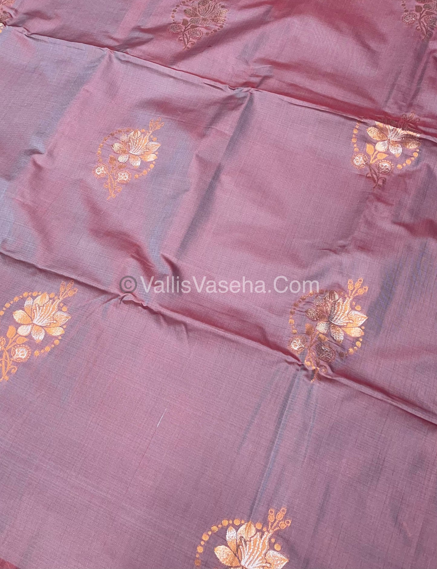 Semi Soft Silk - Border less - Light Greyish Purple Shade -VVSSS007