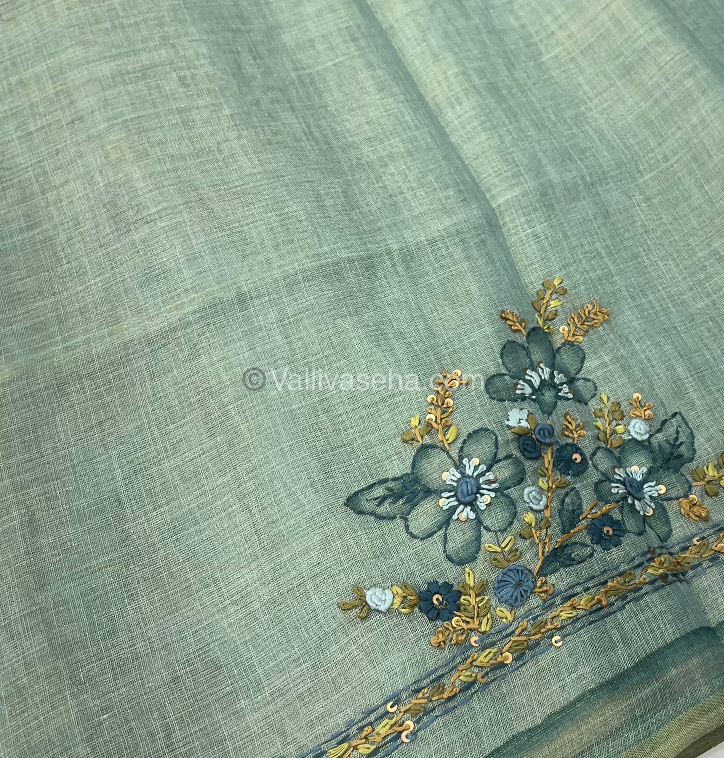 French Knot - Tissue Saree -  VVLFN001