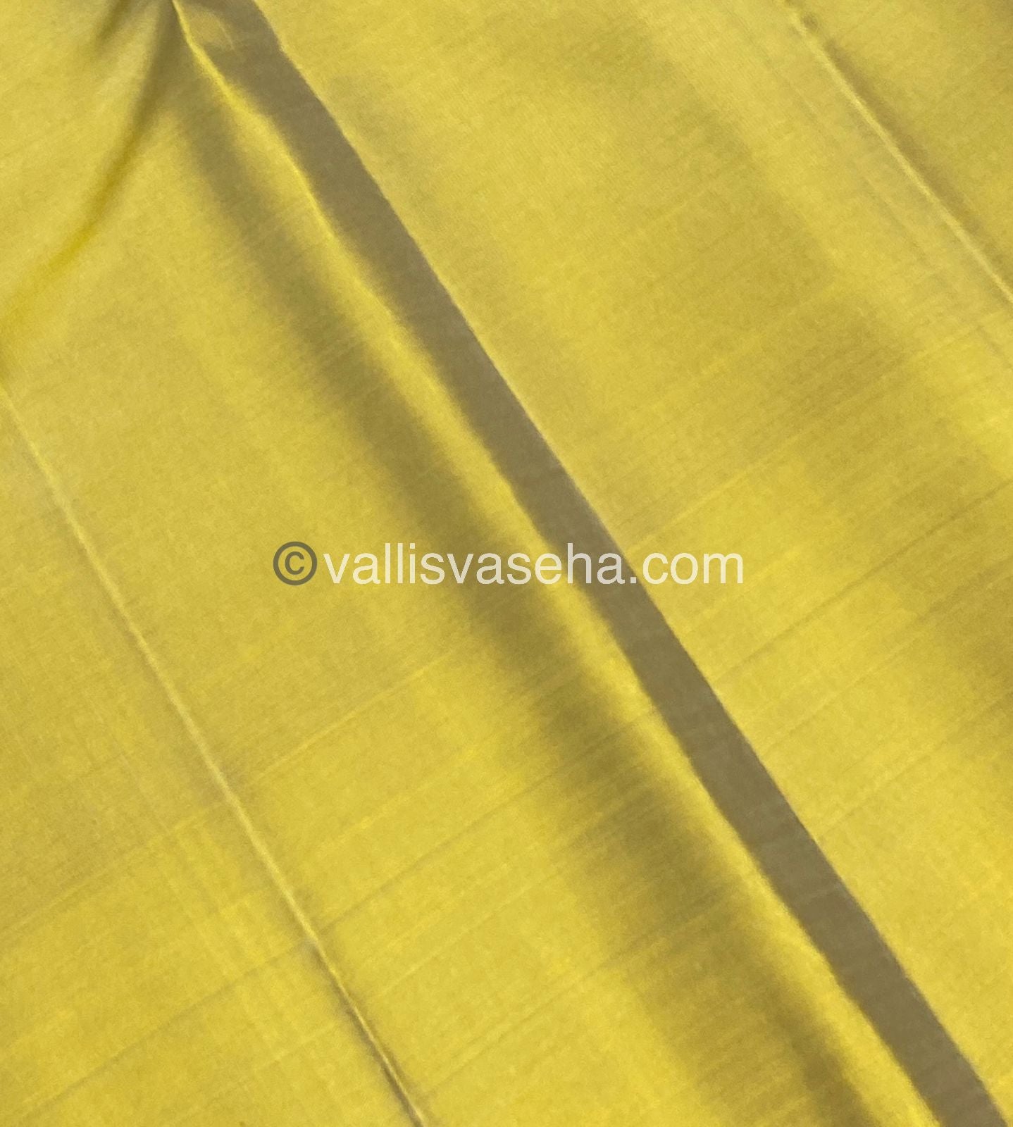 Half Mix - Pure Soft Silk Saree - VVPSS030