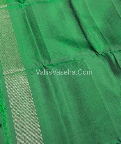 Pure Soft Silk Saree - Antique Zari - Border Less - Green - VVPSS037