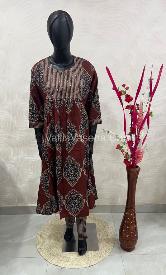 Salwar & Kameez(2pc) Set - Ajrakh Print - VVRCS004