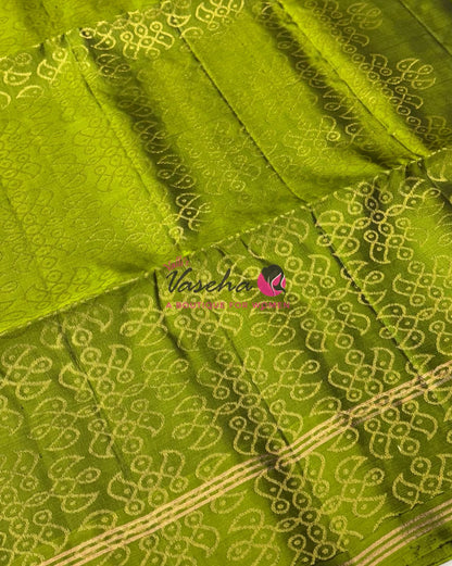 Half Mixed Soft Silk Saree - Kolam Design - Green & Light Green Shade - VVPSS077