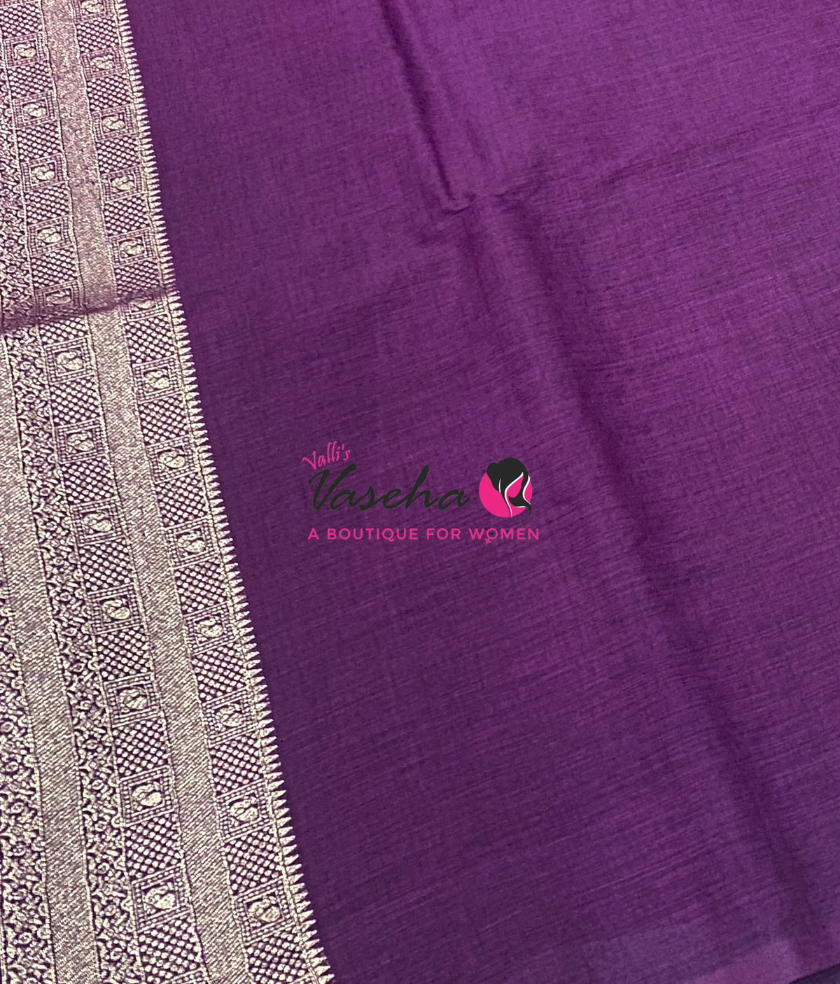 Banarasi - Heritage - Contrast  - Retta Petta border - VVBHS017