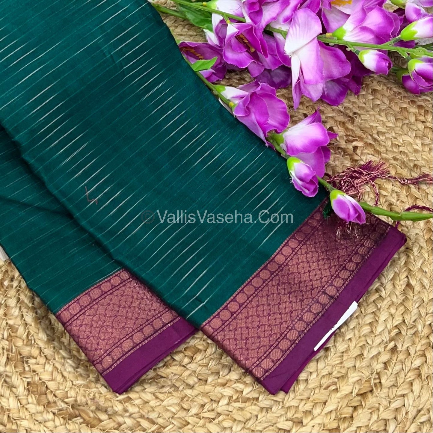 Dhaka Cotton Saree - VVDCS001