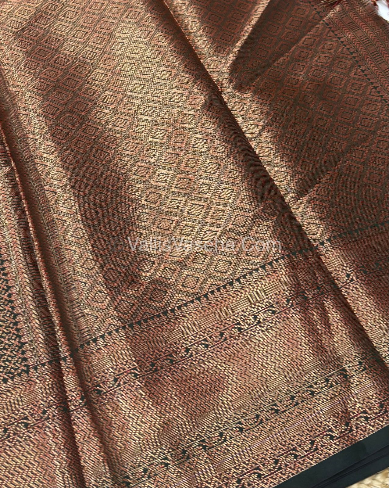 30% less - Offer Saree - semi Soft Silk Saree - VVDS005