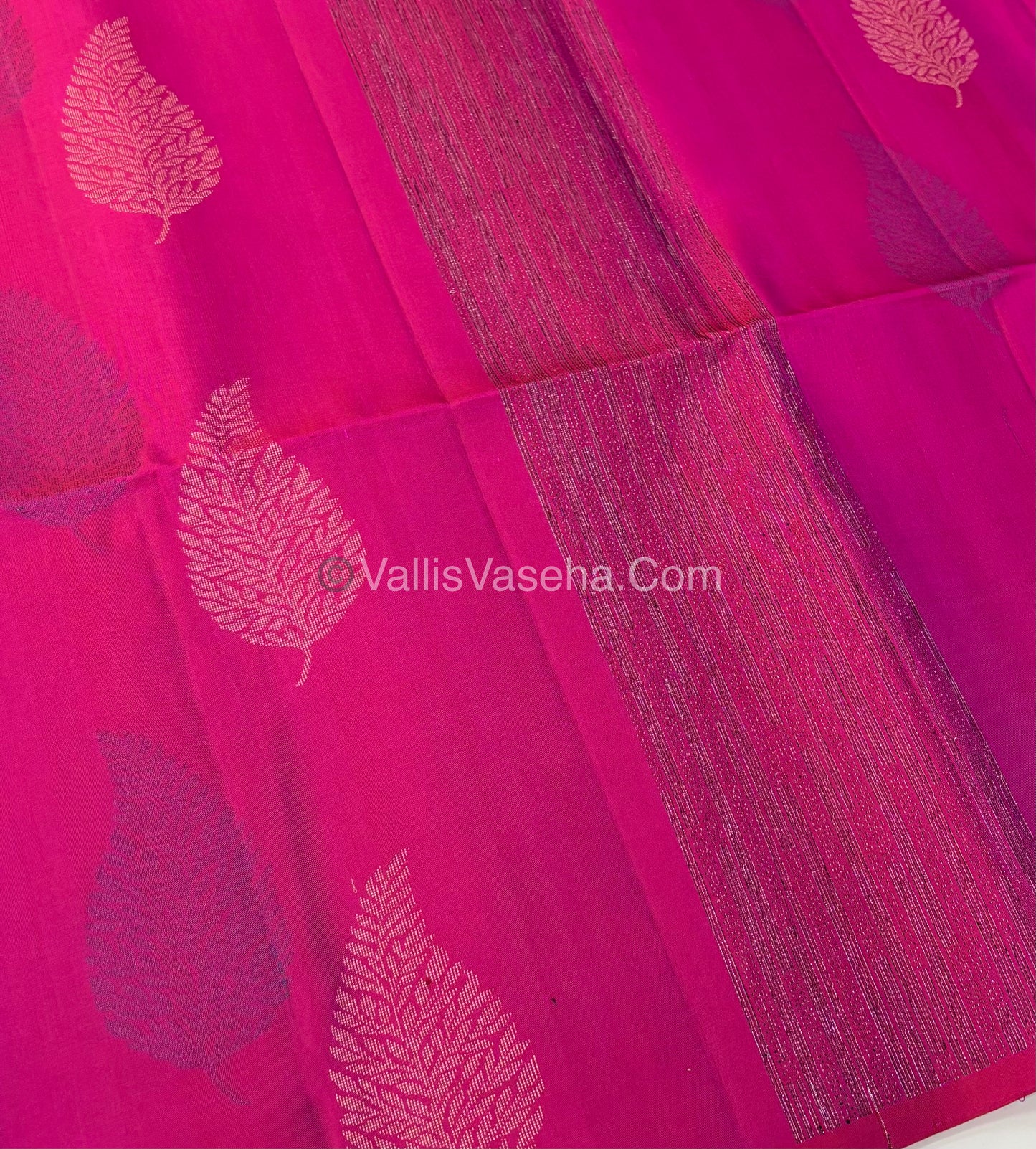 Pure Soft Silk Saree - Border Less  - Pink & Green Combo - VVPSS070
