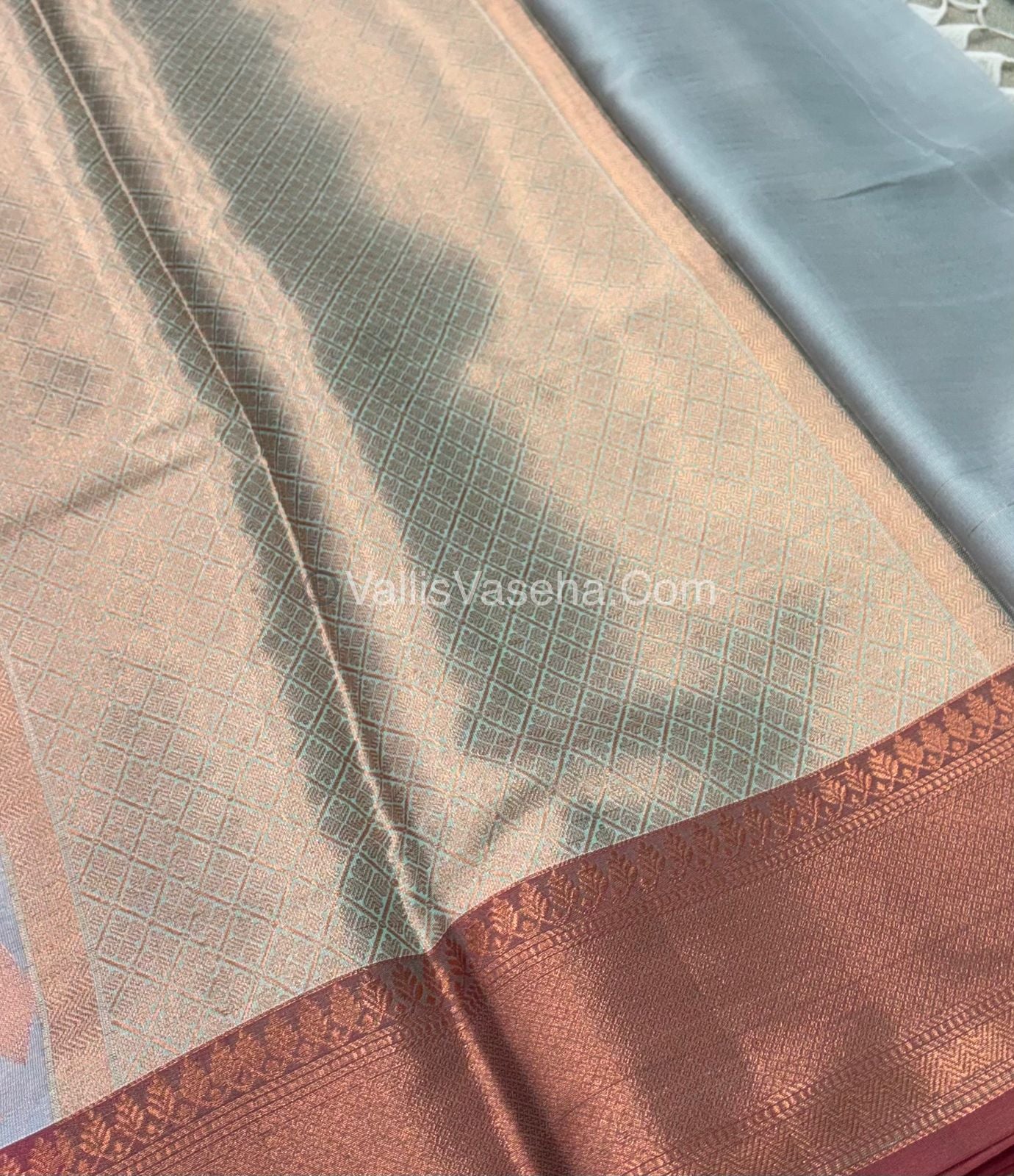 50% less - Offer Saree - Banarasi Semi soft silk Saree - VVDS003