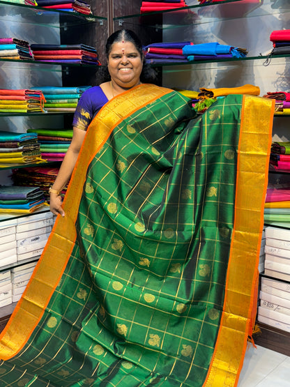 Pure Silk Cotton Saree - Mayil & Chakkaram Design - Green with Orange - VVMC001