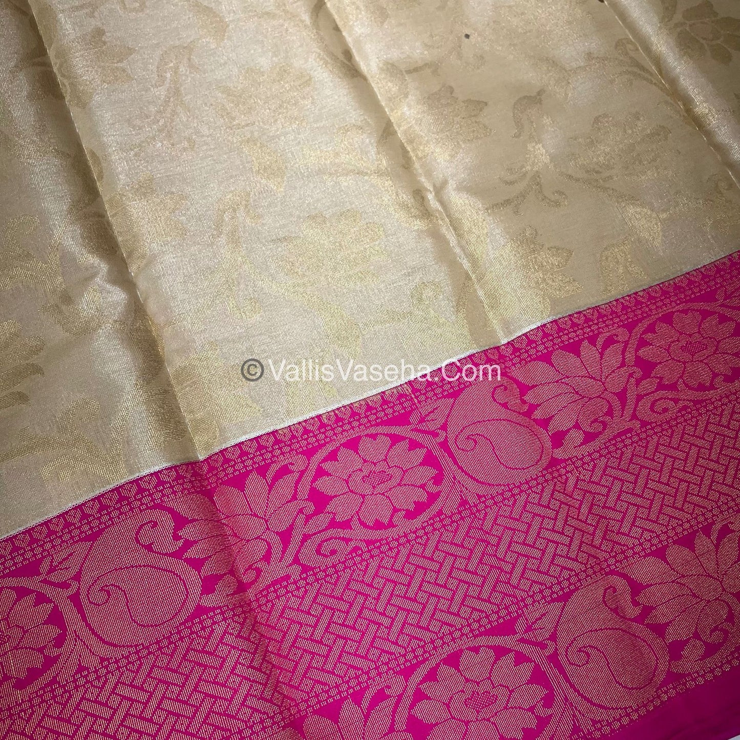 30% less - Offer Saree - Semi Tissue Saree - VVDS006