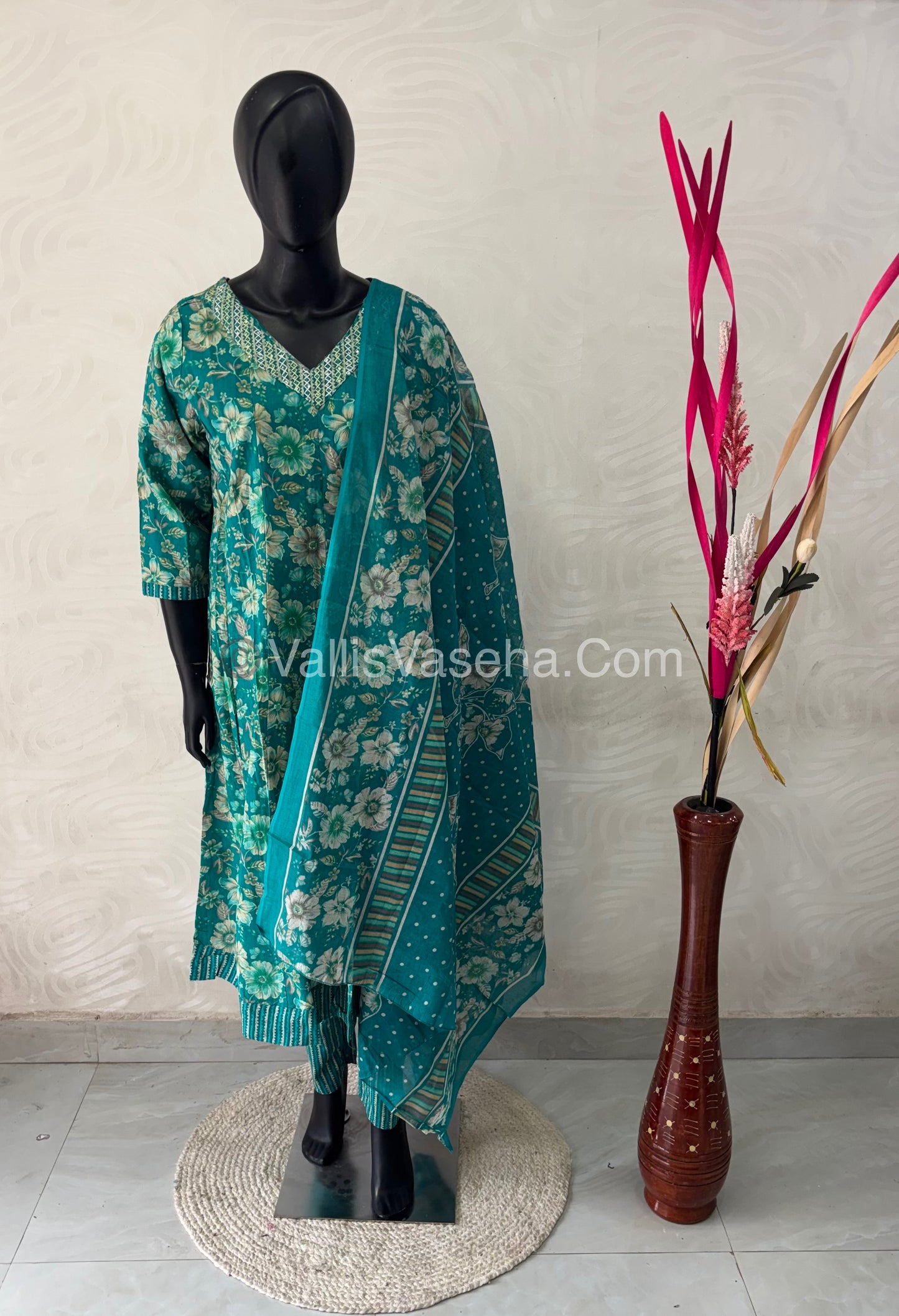 Ready Made - Anarkali - Salwar, Kameez & Duppatta(3pc)- Printed Cotton - VVAS006