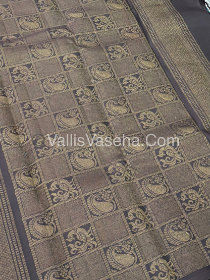 Half Mix - Pure Soft Silk Saree - VVPSS075