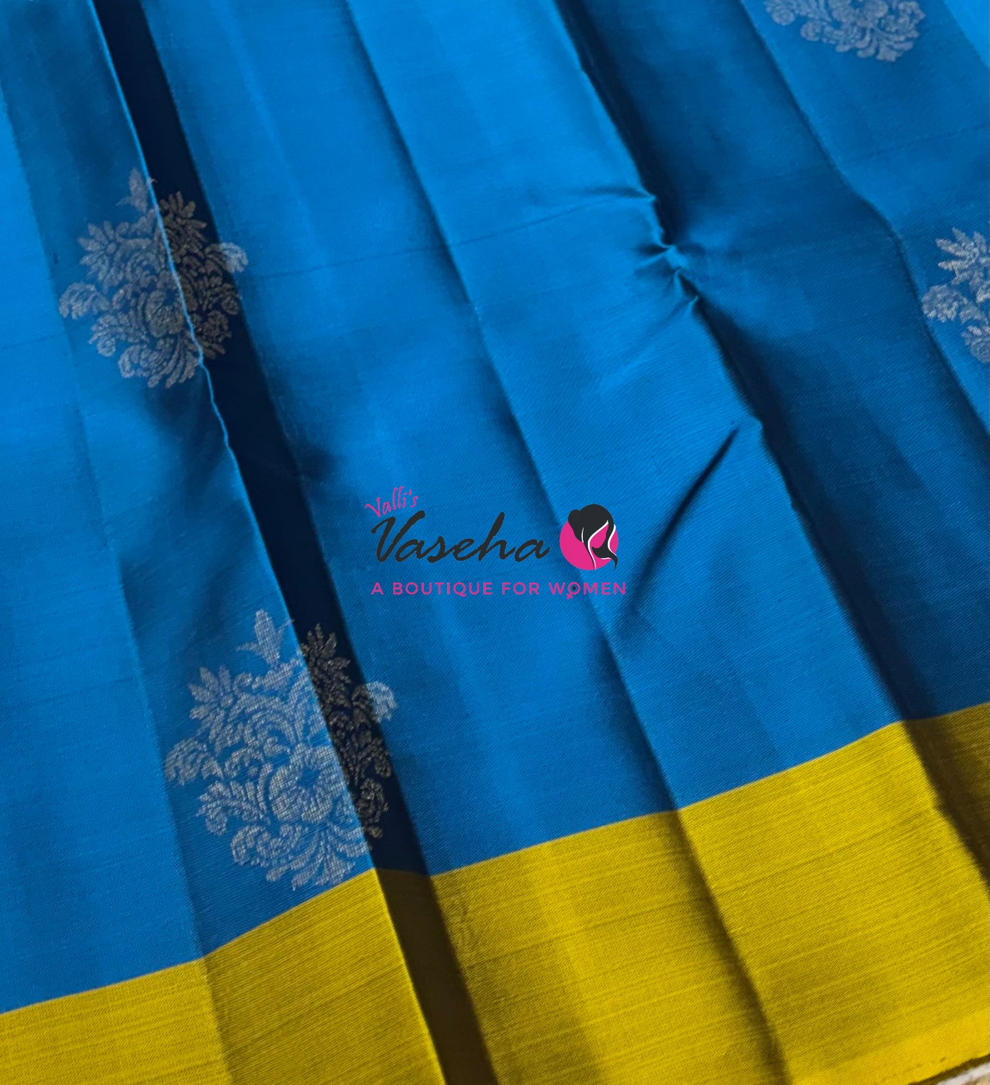 Half Mix - Pure Soft Silk Saree - VVPSS083