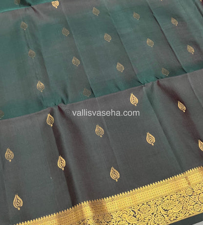 Pure Soft Silk Saree - Kanchi Border - Double Tone Manthulir Green Shade - VVPSS046