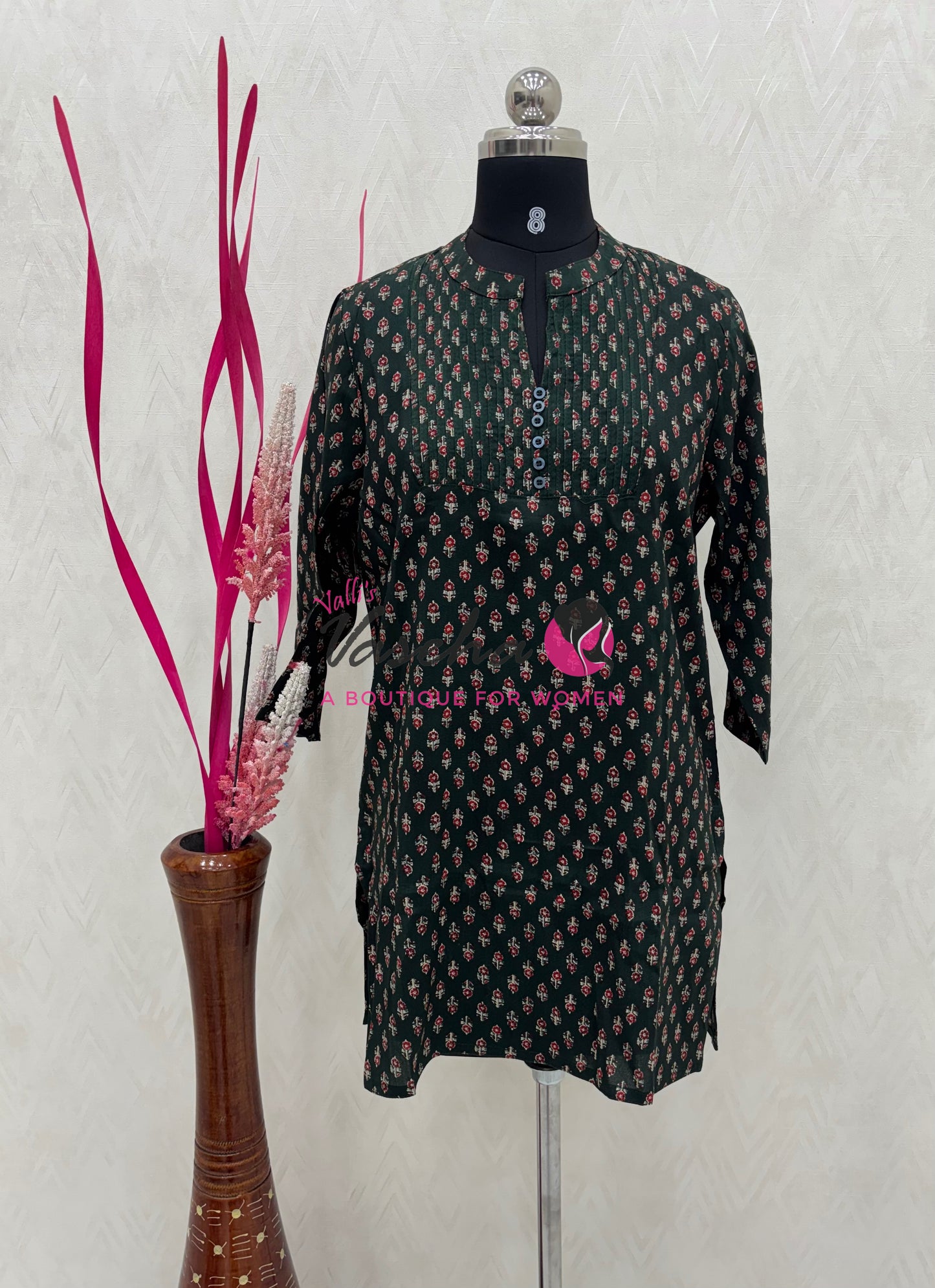 Ready Made - Short Top - Green Color - VVRST002