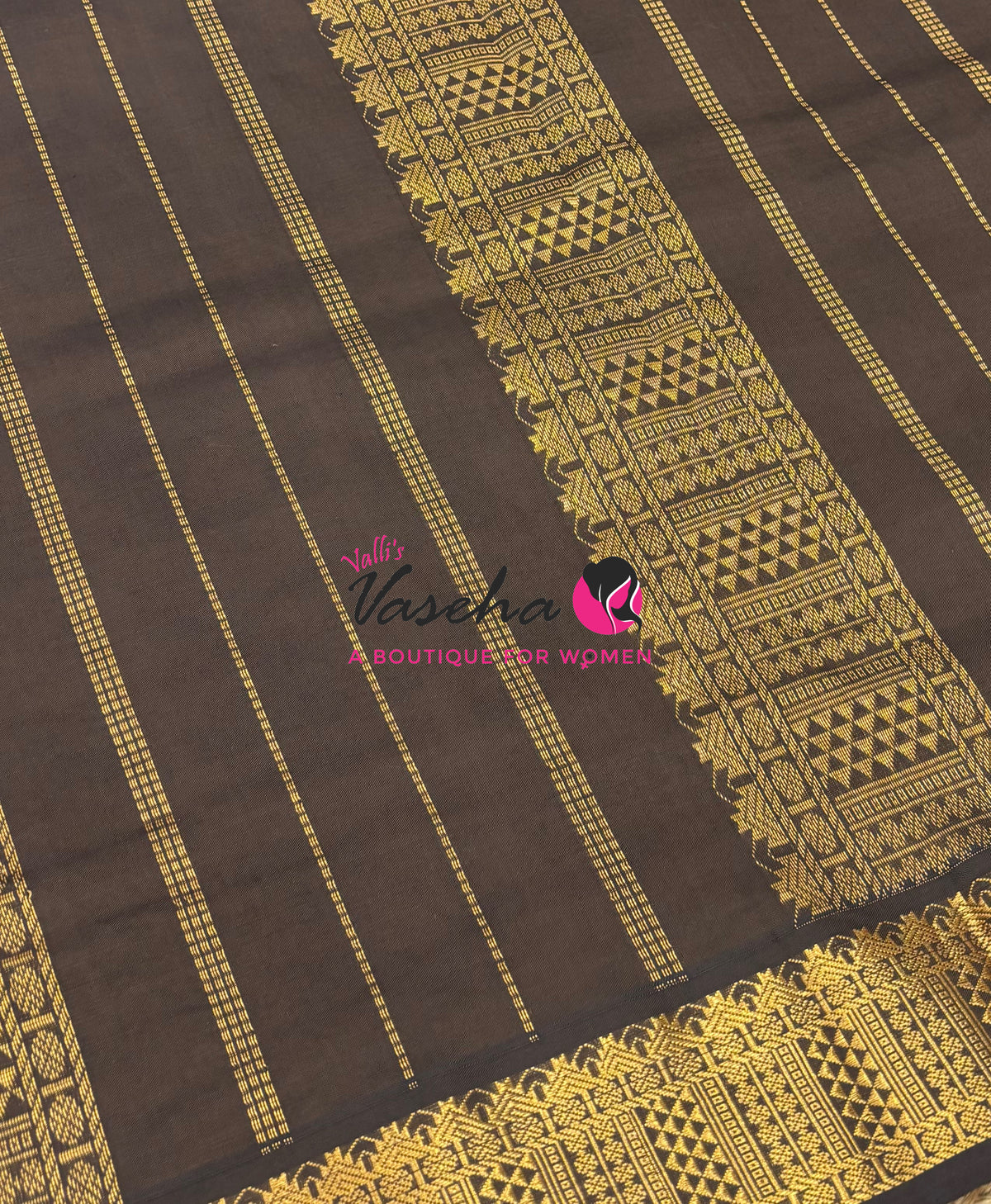 Semi Silk Cotton Saree |  Pazhum Pazhamum Checks Design |VVSSC018