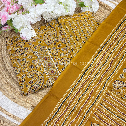 Readymade 3pc Set - Ajrakh Print - VVRMS002