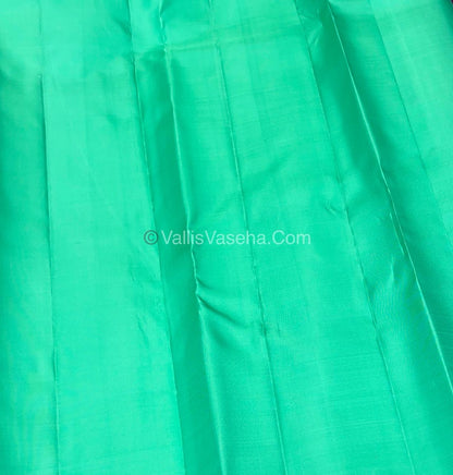 Pure Kanchipuram Silk Saree - Borderless - Purple with Green - VVPS022