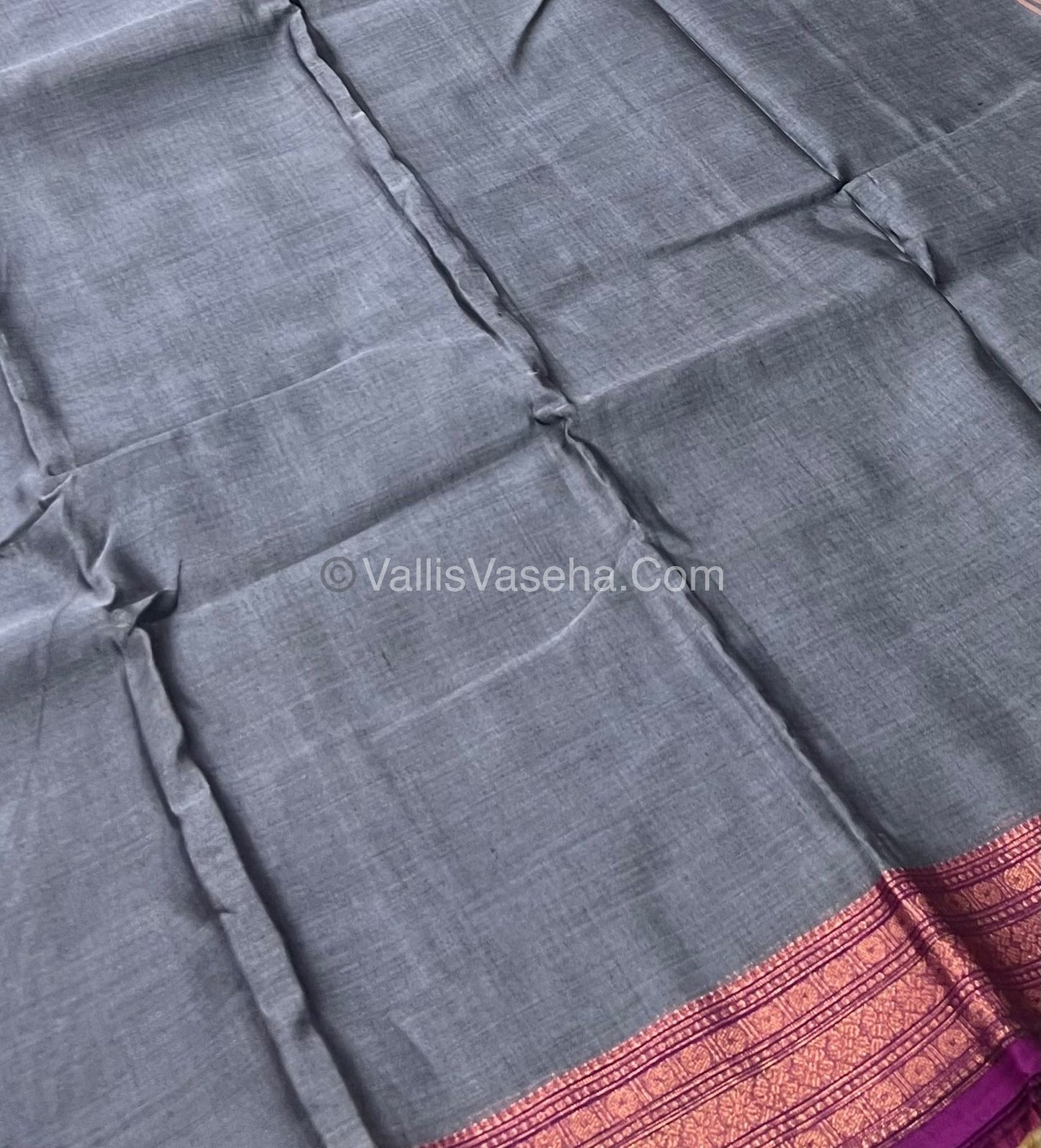 Dhaka Cotton Saree - VVDCS001