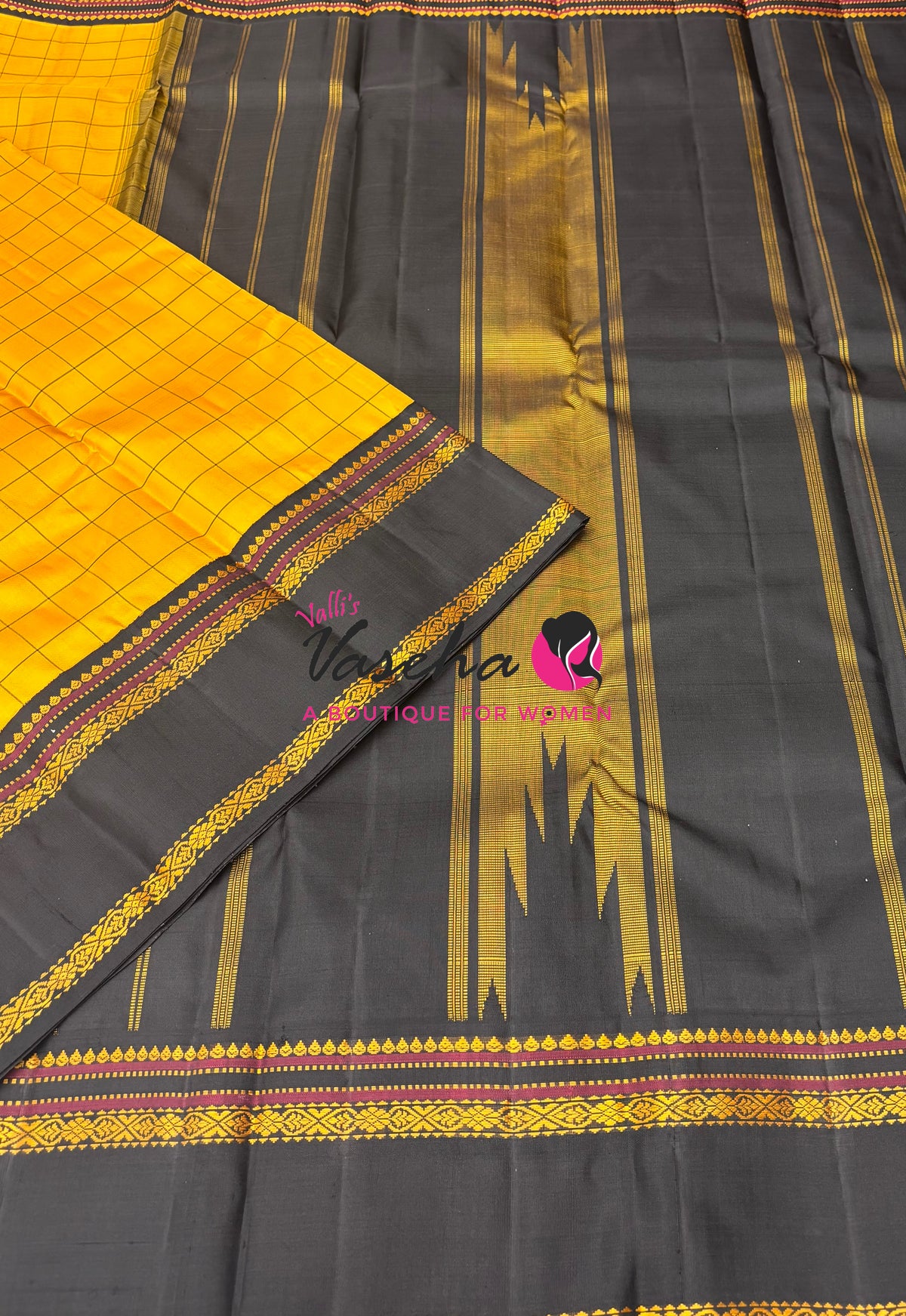 Pure Vintage Korvai Kanchipuram Silk Saree - Yellow & Black Combo - VVPS006