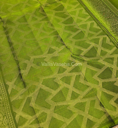 Half Mix - Pure Soft Silk Saree - VVPSS044