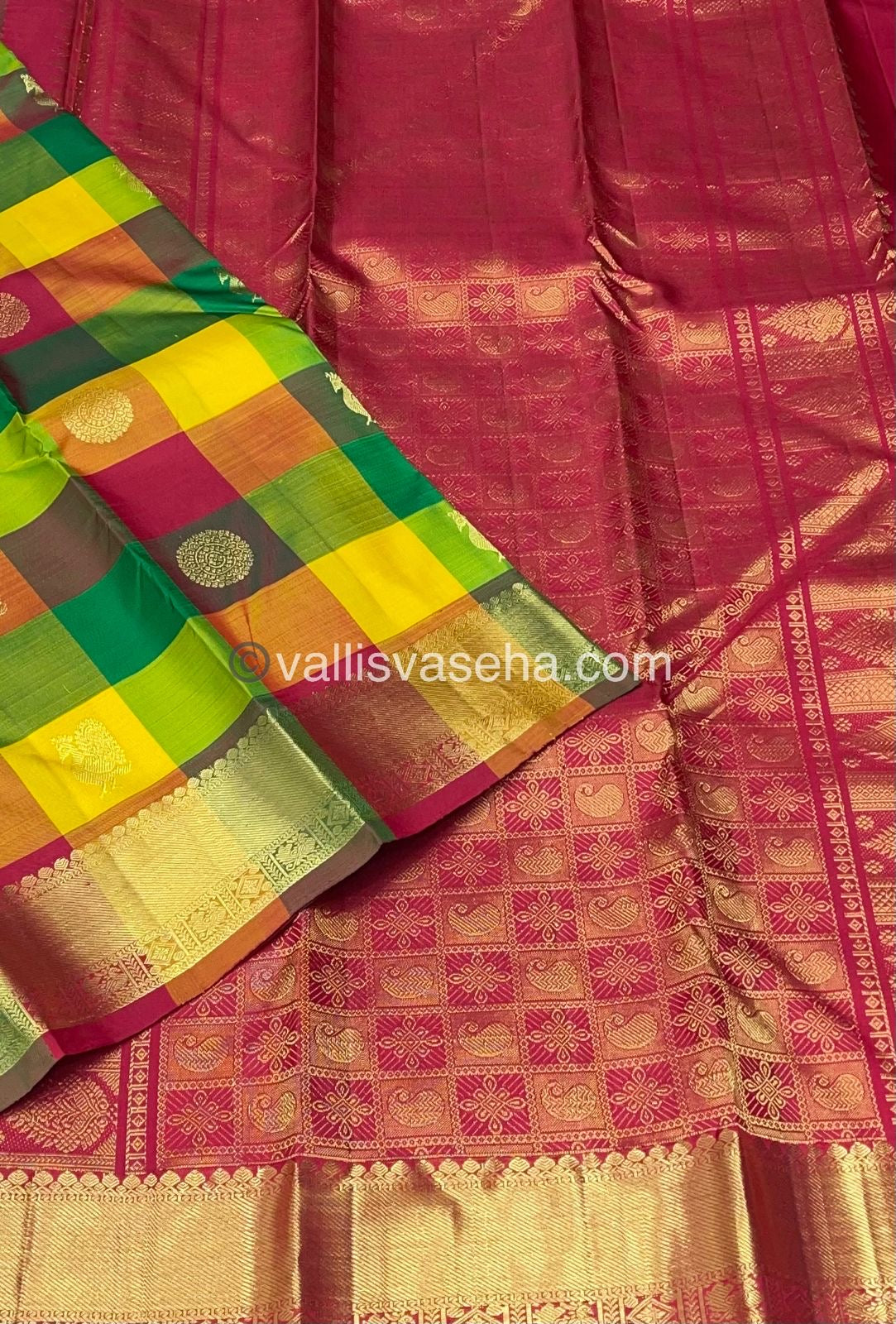 Pre Booking - 4 to 6 weeks - Pure Kanchipuram Silk Saree - Pazhum Pazhamum Checks - VVPS006