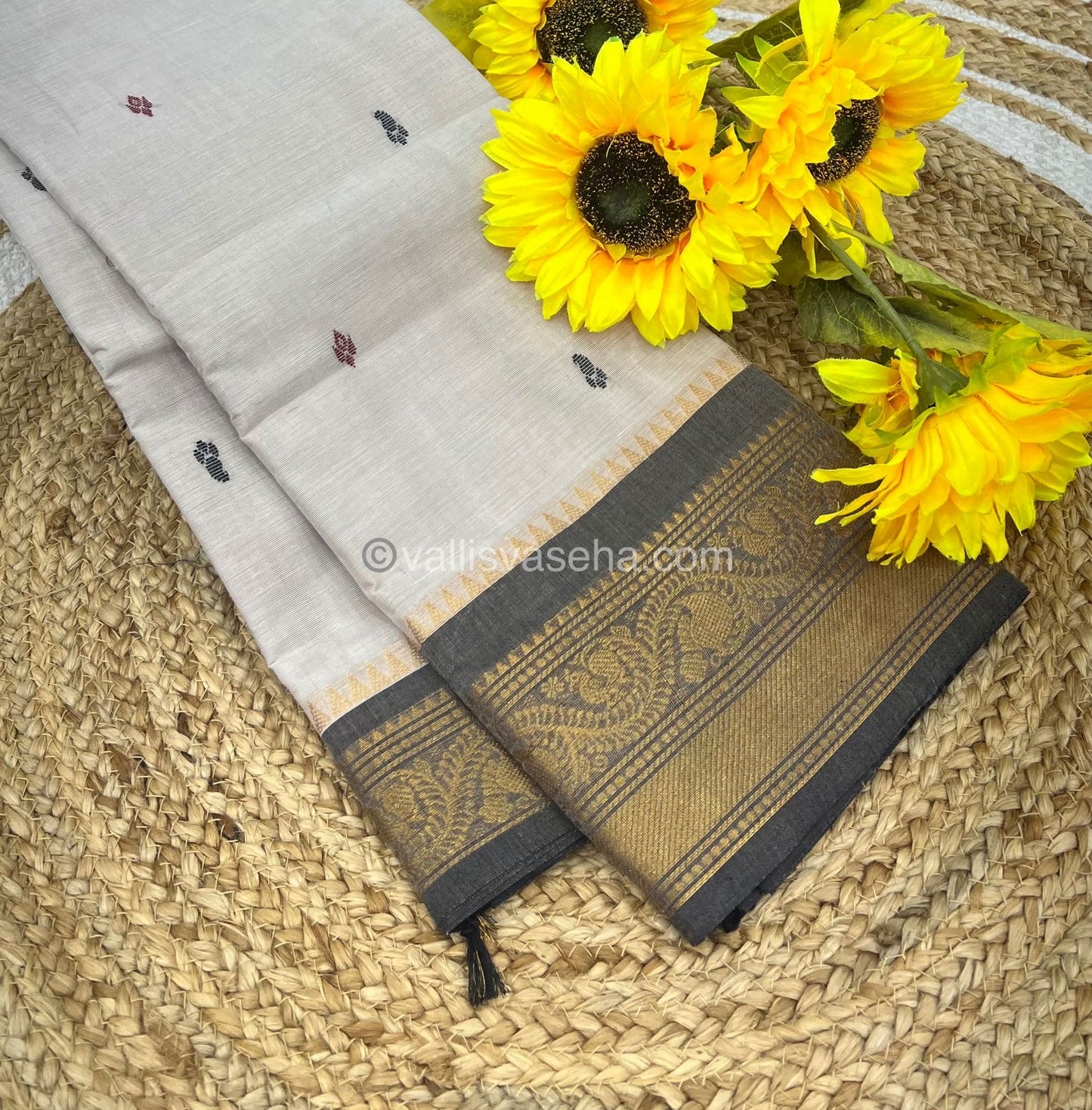 Kanchi Cotton Saree - Butta Design VVKCS008