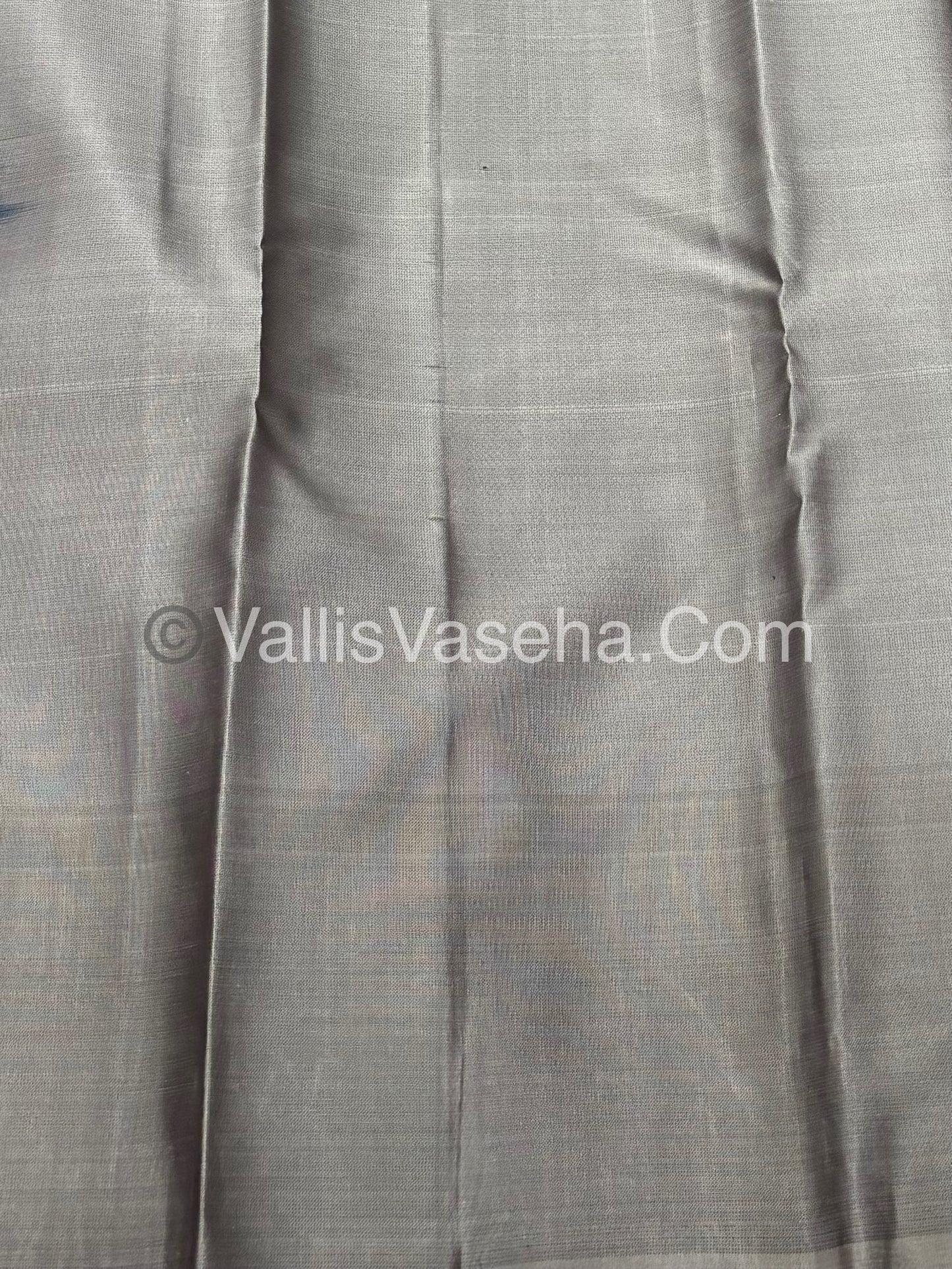 Half Mix - Pure Soft Silk Saree - VVPSS075