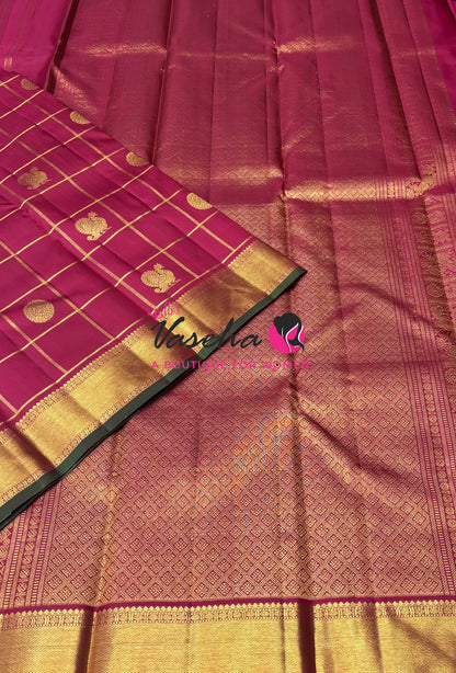 Pure Kanchipuram Silk Saree - Maroon Shade  - VVPS027