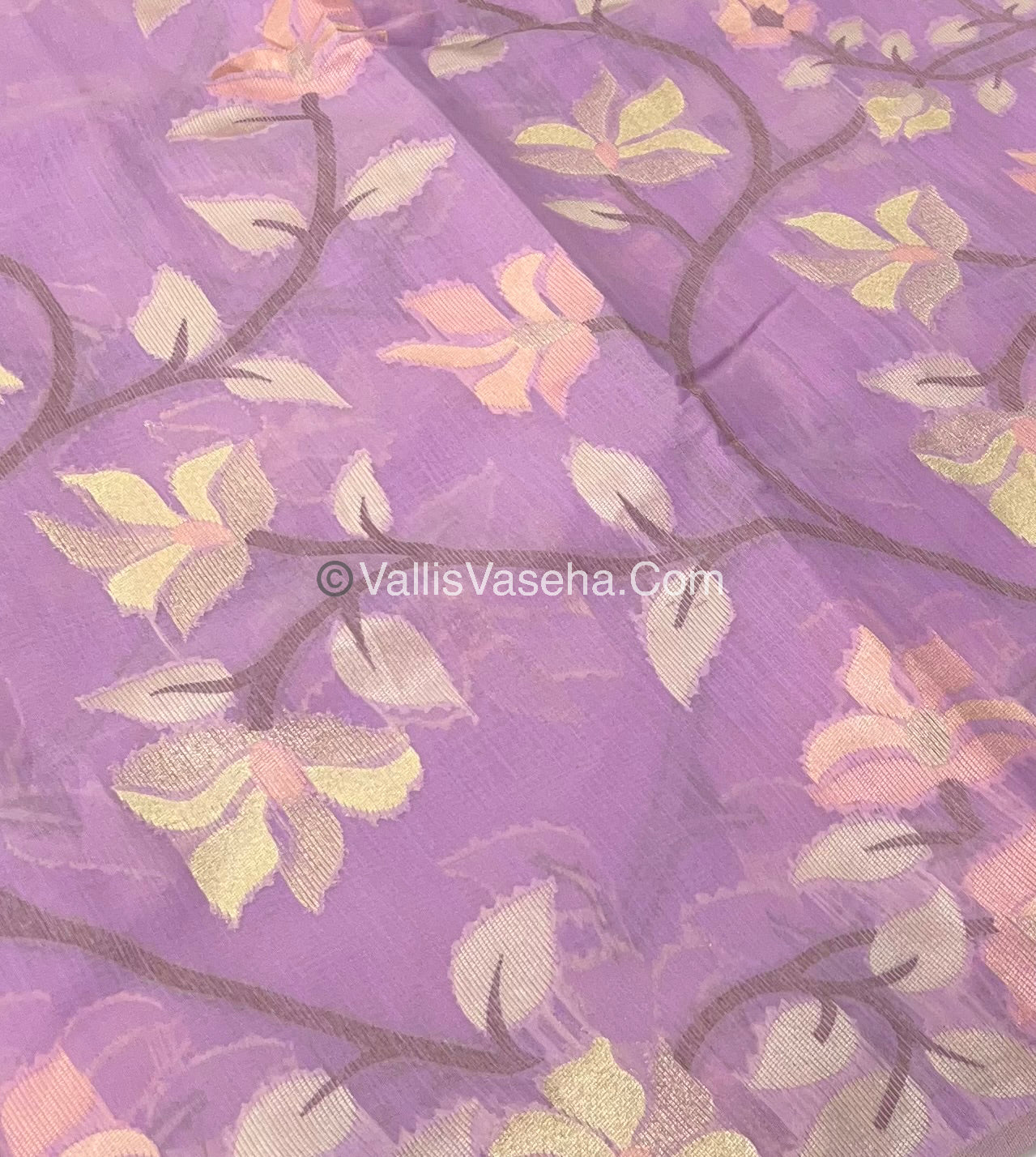 Semi Raw Silk with Jamdhani Design Weaving - Lilac / Light Lavendar shade - VVRS001