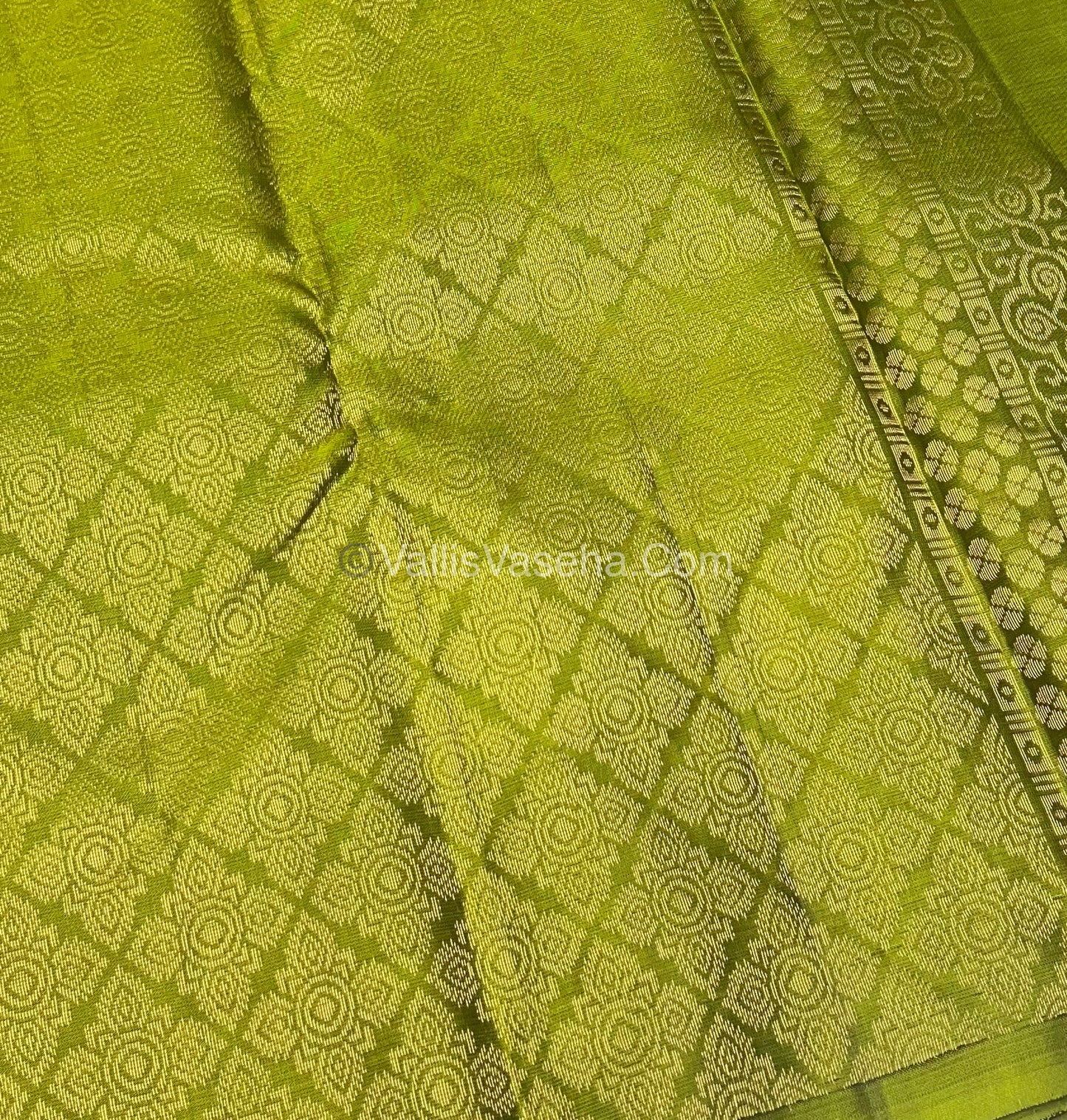 Half Mix - Pure Soft Silk Saree - VVPSS054