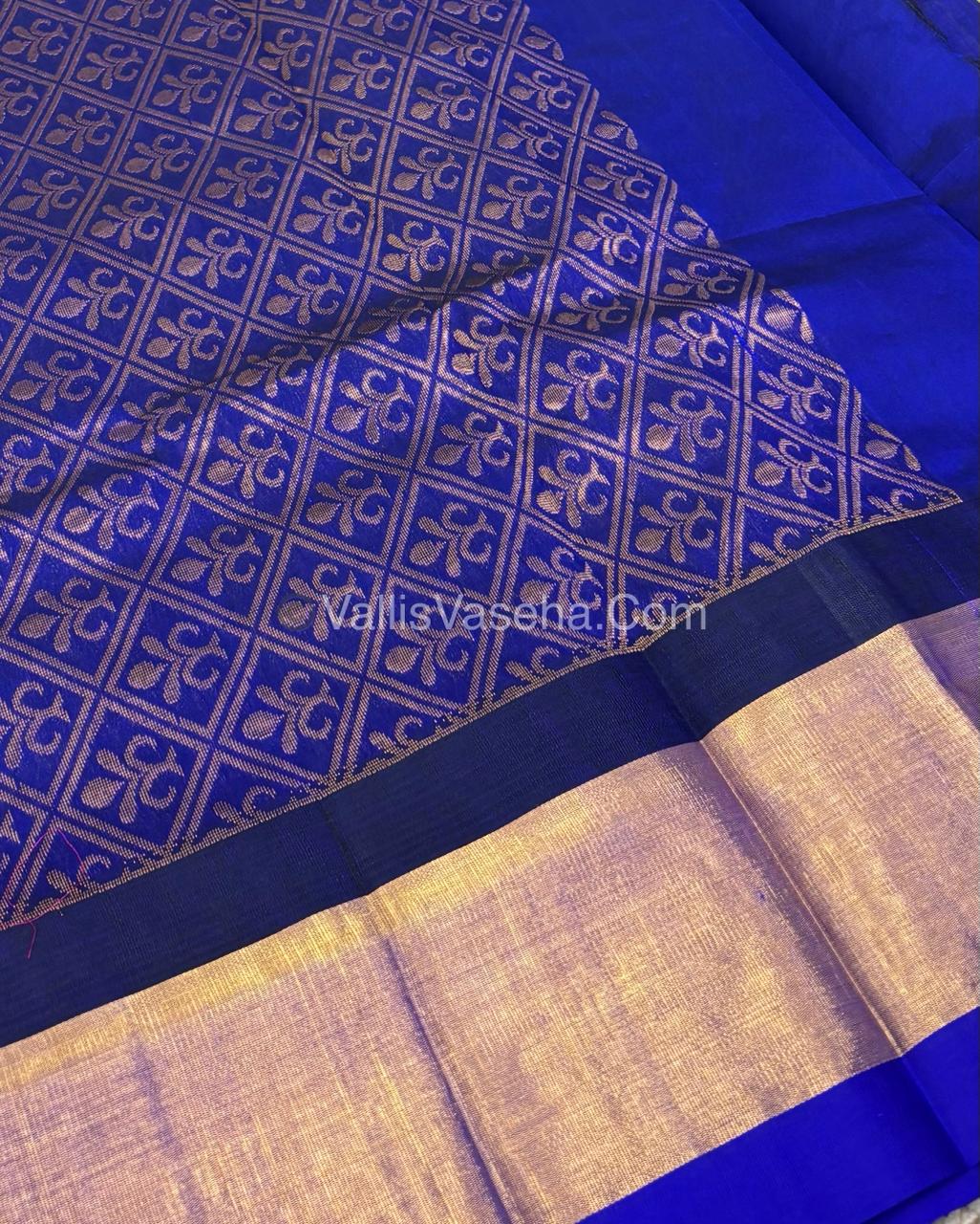 Pure Korvai Silk Cotton Saree -  Sneha Green With Blue Shade Temple border - VVKSC001