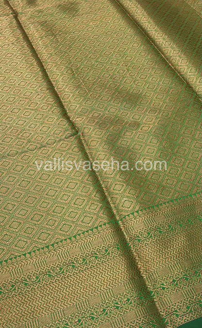 Banarasi - Copper Zari Saree - VVCZ001