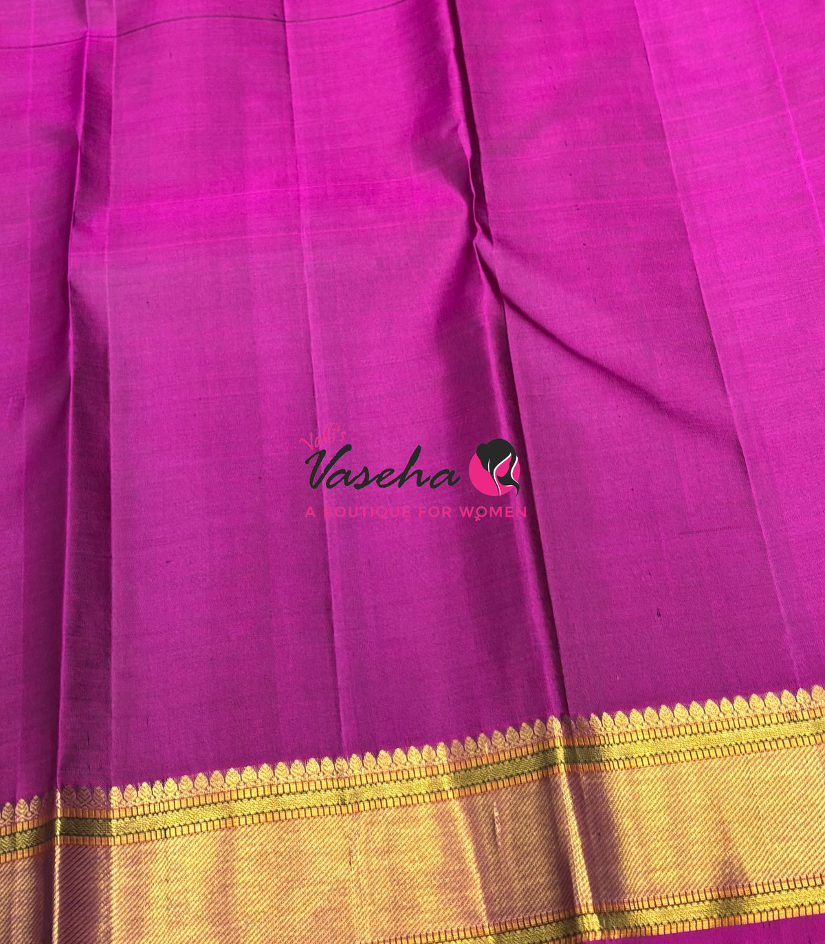 Pure Kanchipuram Silk Saree - Green With Pink Combo - VVPS027