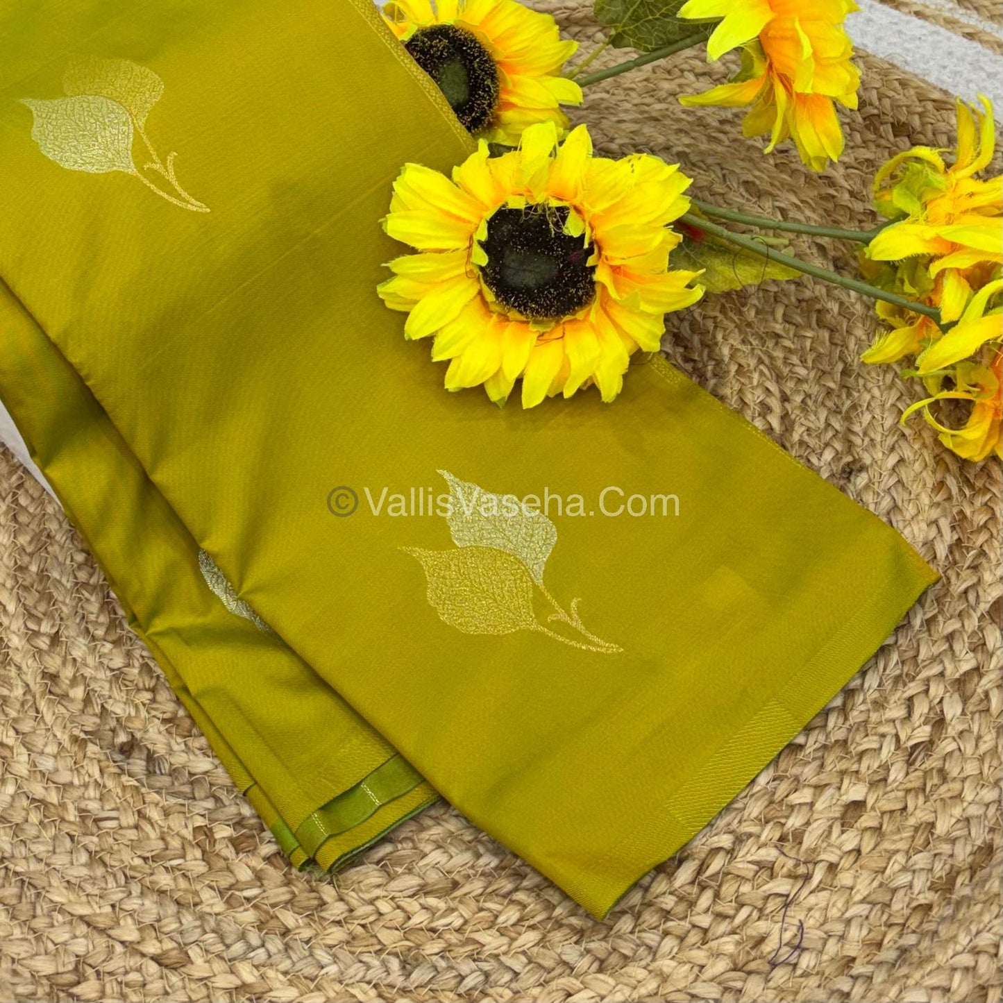 Semi Soft Silk - Border less - Lemon Green Shade -VVSSS025