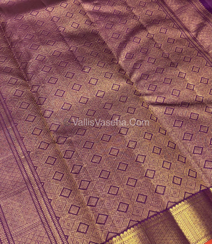 Pure Kanchipuram Silk Saree - Purple Shade - VVPS027